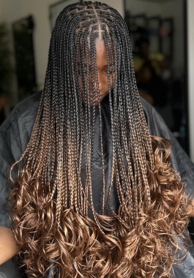 Boho knotless braids with ombre curls